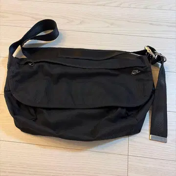 90's NIKE 메신저 백