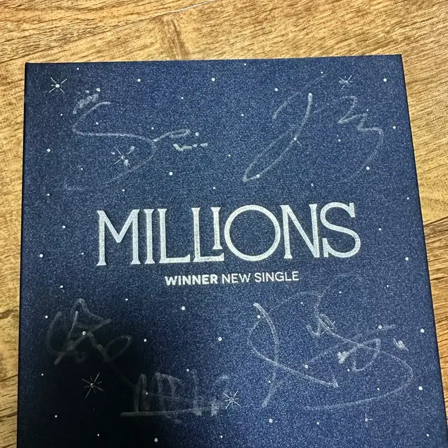 위너 친필 싸인