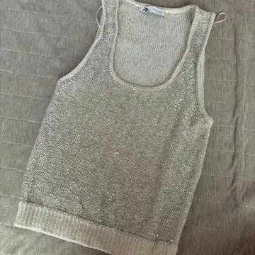 ZARA 스팽글 슬리브리스 니트