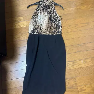 ZARA 레오파드 무늬 슬리브리스 원피스 드레스