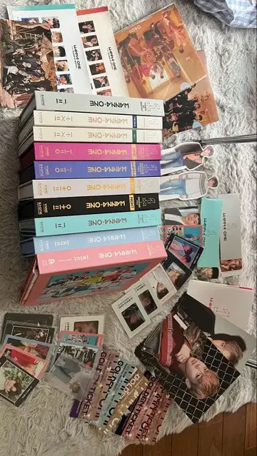 Wanna One 앨범 굿즈 묶음 판매