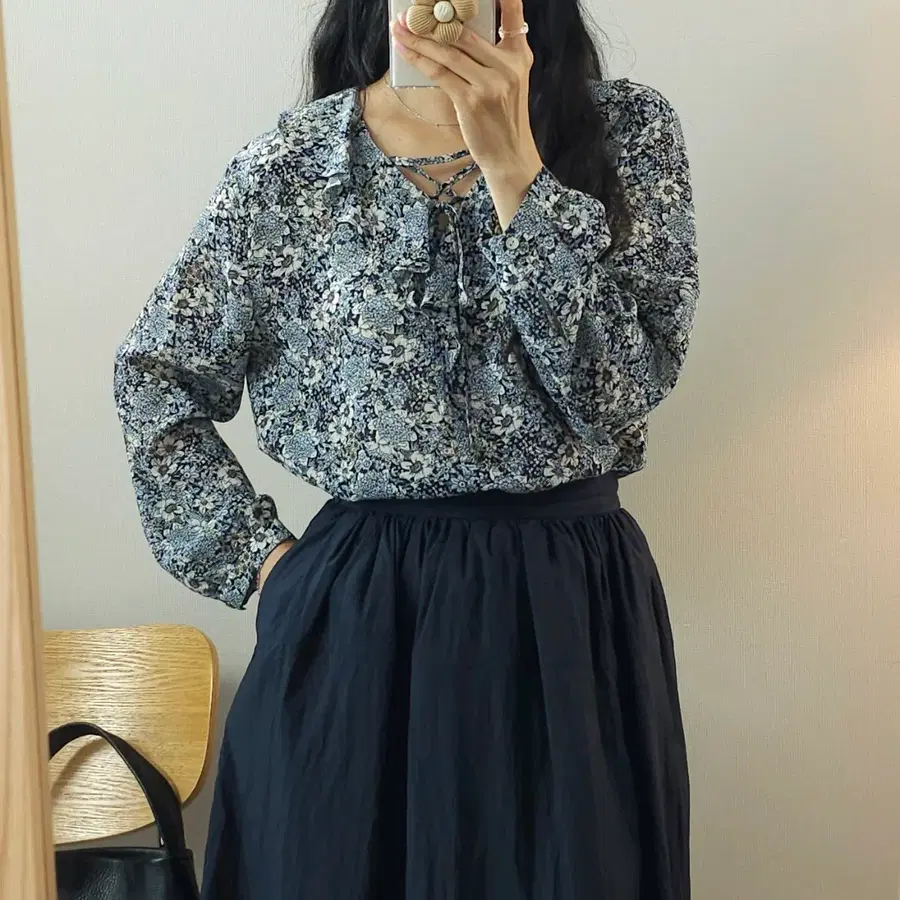 (55)2ME 여성 긴팔 블라우스 플라워 H6W4406