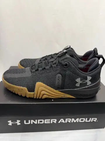 [ 미사용 새상품 ] UNDER ARMOUR TRIBASE REIGN 스니커즈