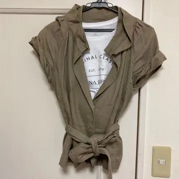 ZARA WOMAN 반팔 셔츠 카키 L 사이즈