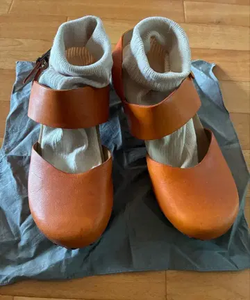 Dansko 단스코 가죽 샌들 브라운