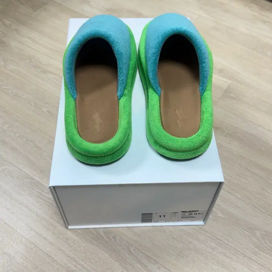 skylrk 스카이라크 레스트 슬리퍼 저스틴비버
