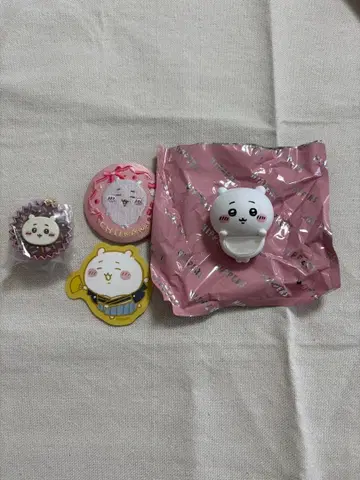 치이카와 (먼작귀) 히퍼스 CHIIKAWA HIPPERS 자수 캔배지 치이카와