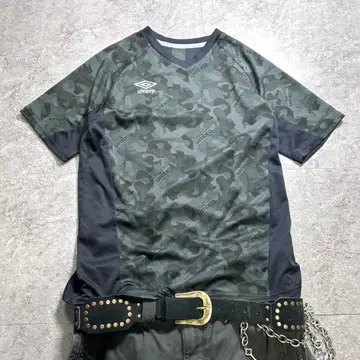 00s [ UMBRO ] camouflage tee/Y2K/swag tech L