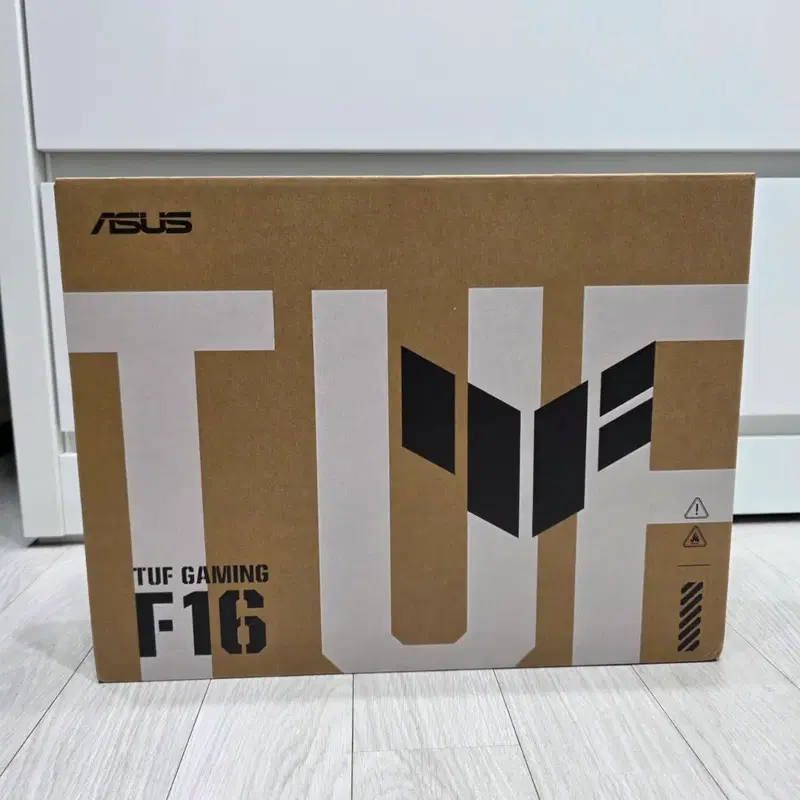 ASUS 터프 게이밍노트북 16인치 5060/i7-14세대/16GB 미개봉