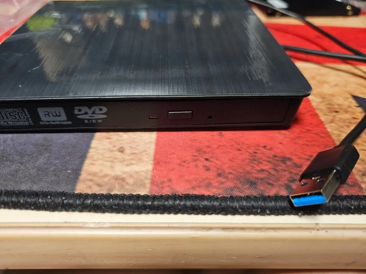 외장 DVD-RW CD/DVD 드라이브