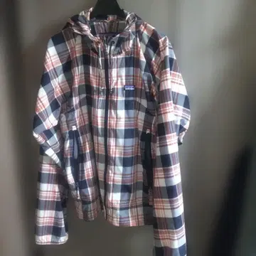 Patagonia 마운틴 후드티 체크 무늬 남성용 S이지만, 실질적으로 L 사이즈