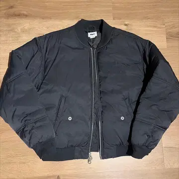 OBEY STUDIOS MA-1 플라이트 자켓 블랙
