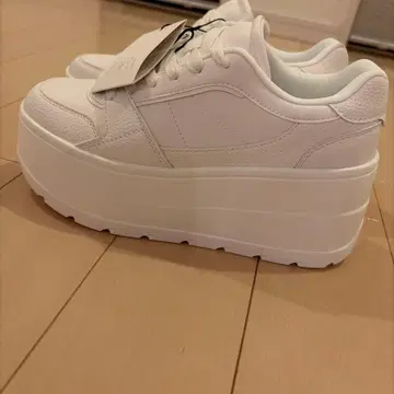 ZARA 자라 플랫폼 스니커즈 (새상품)