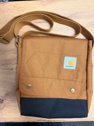 Carhartt 크로스 바디 스냅 백 조절 가능한 크로스 바디 백