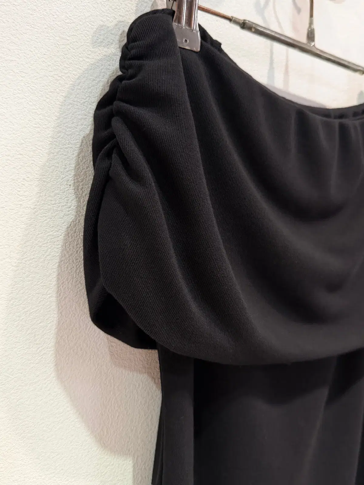 MOUSSY Off-Shoulder Top Black
