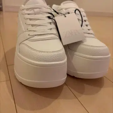 ZARA 자라 플랫폼 스니커즈 (새상품)