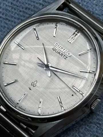 SEIKO 빈티지 쿼츠 1979년 실크 다이얼