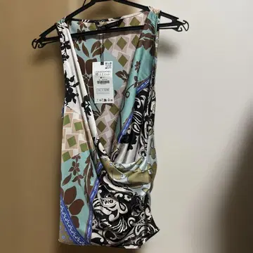 ZARA 드레이프 슬리브리스 *새상품* 미사용 택 포함*