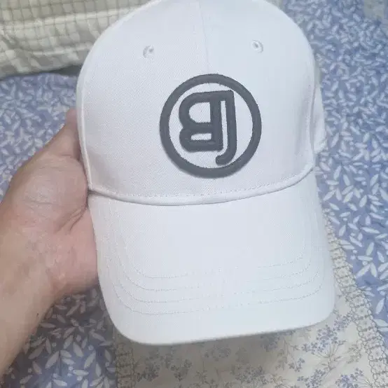 BJ 로고 볼캡 화이트
