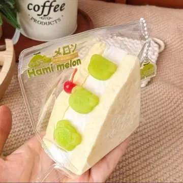 리락쿠마 멜론 샌드위치