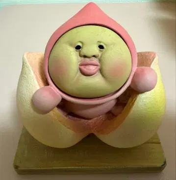 코비토즈칸 카쿠레모모지리 피규어