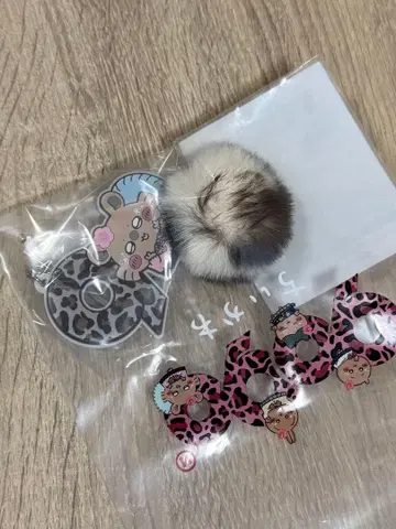 9090 치이카와 (먼작귀) 콜라보 러버 키체인 모몽가 미개봉 새상품