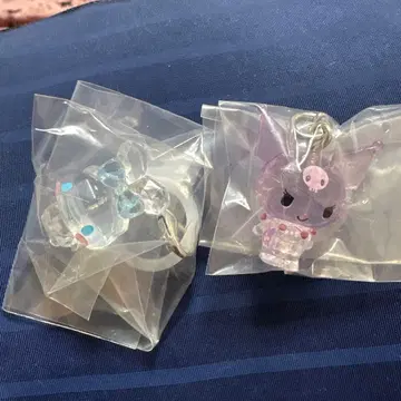 산리오 캐릭터즈 크리스탈 표식 액세서리 시나모롤, 쿠로미