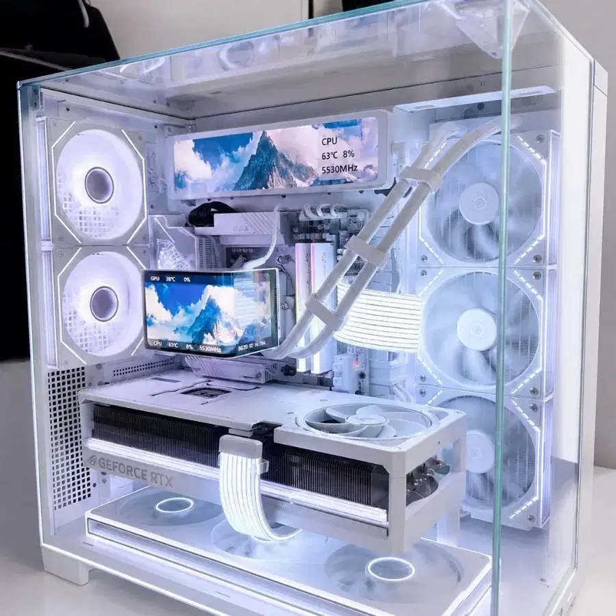 라이젠9 9950x3d 96gb rtx5090 아스트랄 컴퓨터