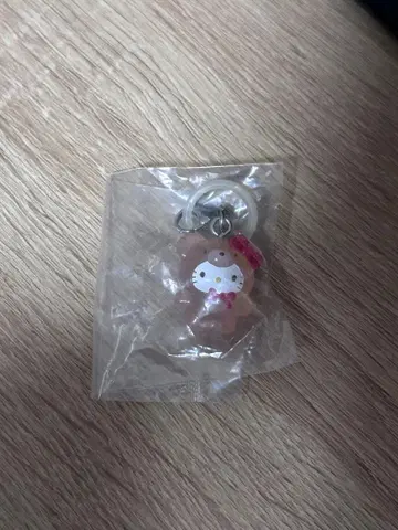 메지루시 액세서리 라떼곰 헬로키티
