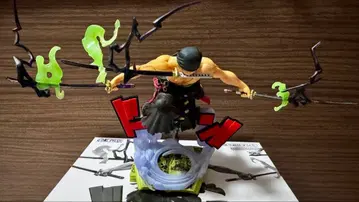 JUMP OUT HEROS 원피스 로로노아 조로 피규어