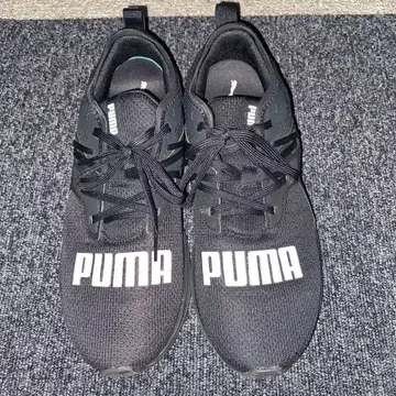 PUMA SOFTRIDE 스니커즈 블랙