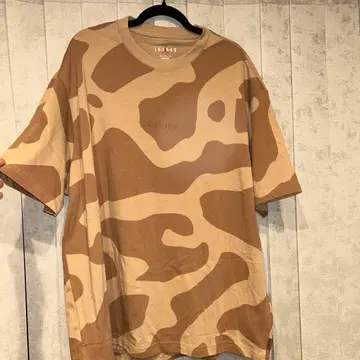 JORDAN 카모플라쥬 패턴 T셔츠 XXL 사이즈
