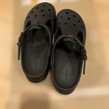 crocs 샌들 블랙 멜리 제인