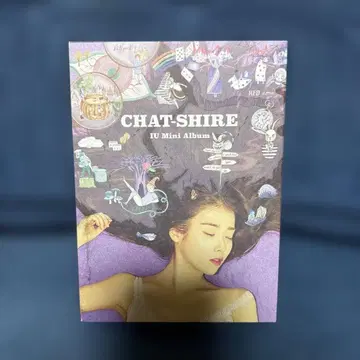 아이유 / 4집 미니앨범 [ CHAT-SHIRE ]