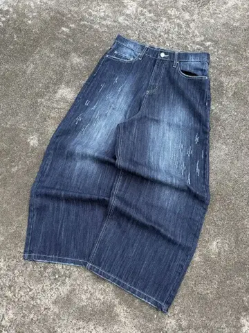 BELVET Slub Distressed Baggy Denim