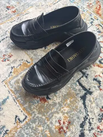 AKIKOAOKI REGULATED GRAVITY-FAUX LEATHER