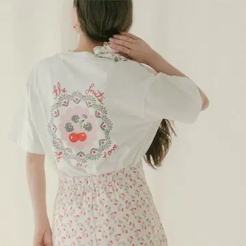 Cath Kidston 오버 사이즈 체리 패턴 티셔츠