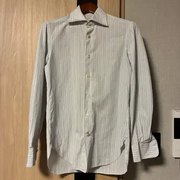Kiton 키튼 멀티 스트라이프 드레스 셔츠 와이드 칼라 이탈리아제