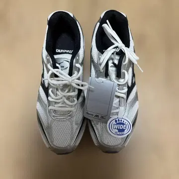 MIZUNO 남성용 스니커즈 WIDE 화이트 실버