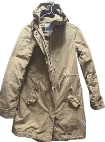 Cape Heights shell gimmick nylon coat