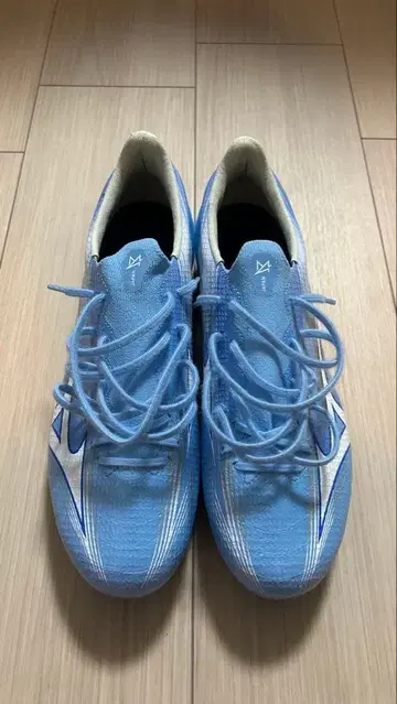 MIZUNO Alpha Japan 축구 스파이크
