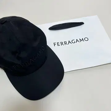 선착순 Ferragamo 페라가모 캡