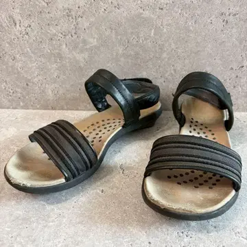 레어 Clarks Wave 스트랩 샌들 블랙 4D 23cm