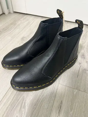 닥터 마틴 비앙카 II 블랙 41768001