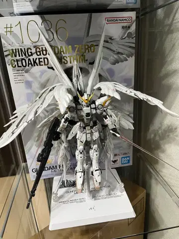GUNDAM FIX FIGURATION METAL COMPOSITE
