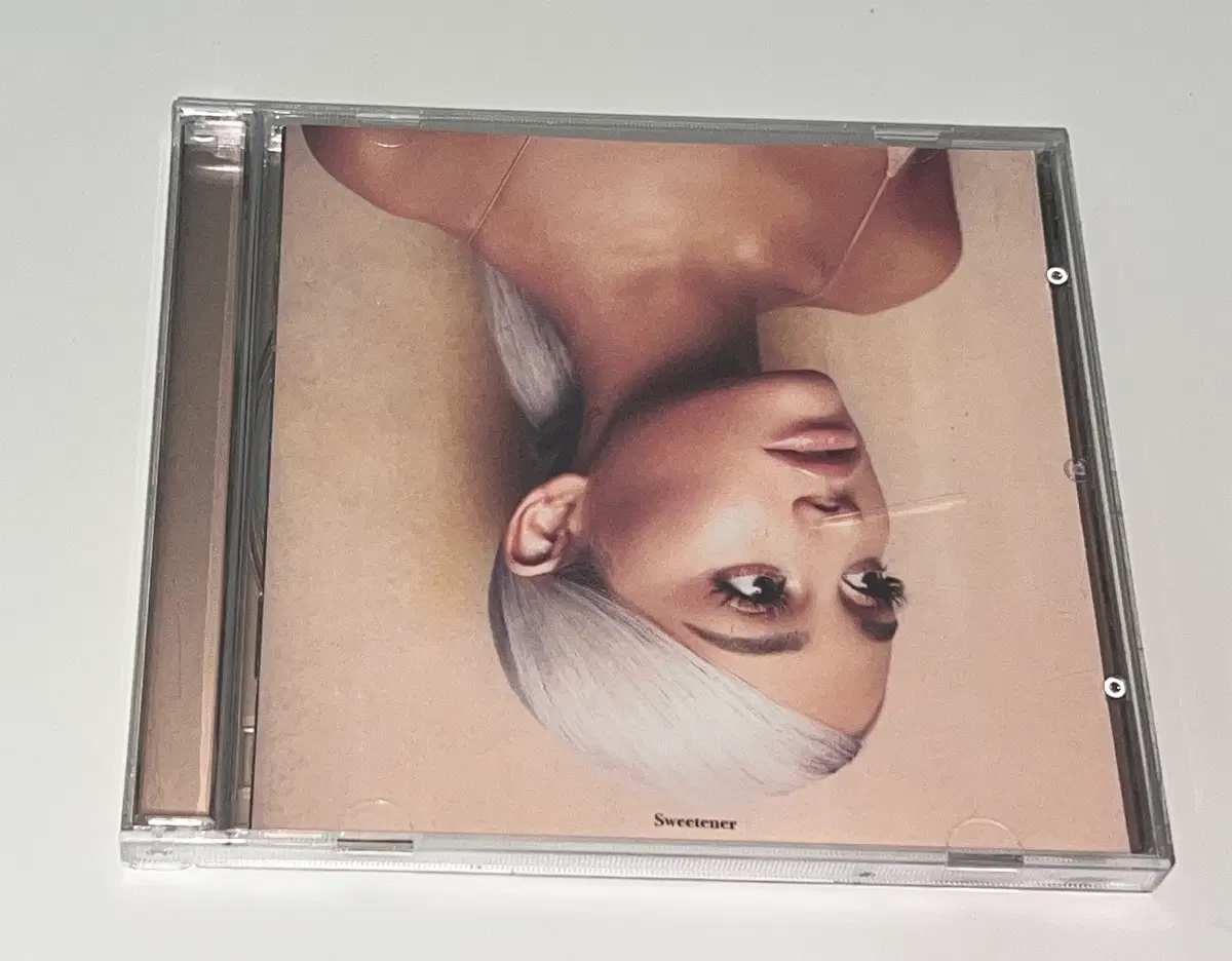 아리아나그란데 sweetener cd