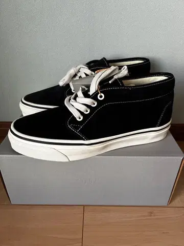 OTW by Vans Chukka 49 Vibram 'Black'