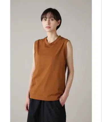 [새상품] 마가렛호웰 MIZUNO 슬리브리스 T셔츠 벽돌 2