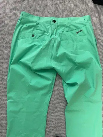 DESCENTE SRIXON 골프 팬츠 남성용 라이트 그린 얇은 소재