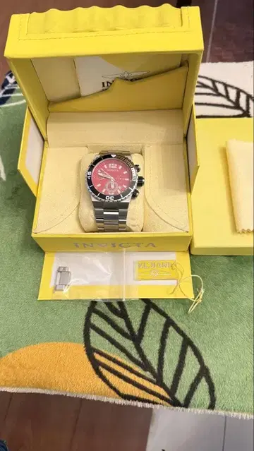 INVICTA 남성용 손목시계 아날로그 쿼츠
